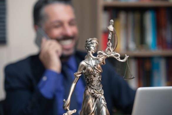 Adwokat – twoja tarcza w labiryncie prawnym